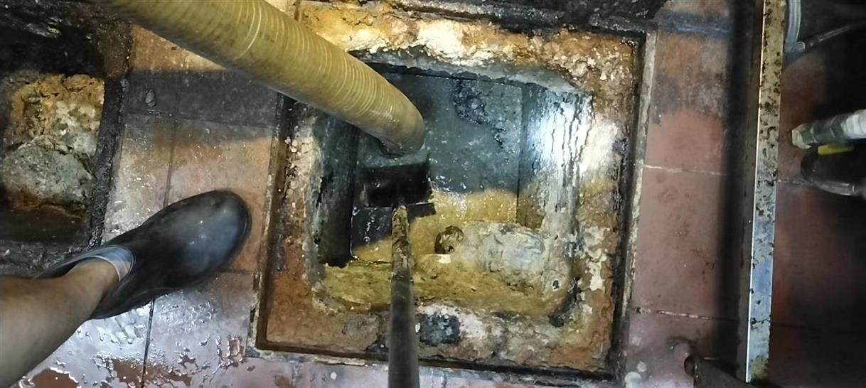 东平污水池清理一般都有毒气，怎么预防中毒呢？